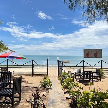 Tsunami Beach Hotel Аругам Экстерьер фото
