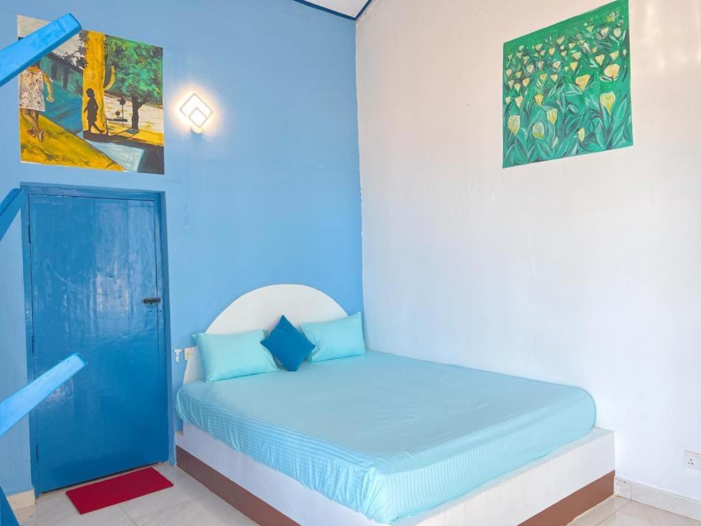 Tsunami Beach Hotel Аругам Экстерьер фото